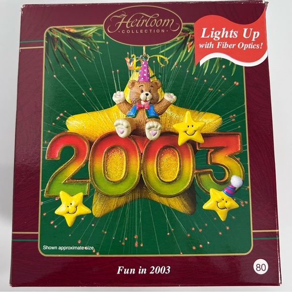 Carlton Cards Heirloom Collection FUN IN 2003 lights up with Fiber Optics - Picture 4 of 6